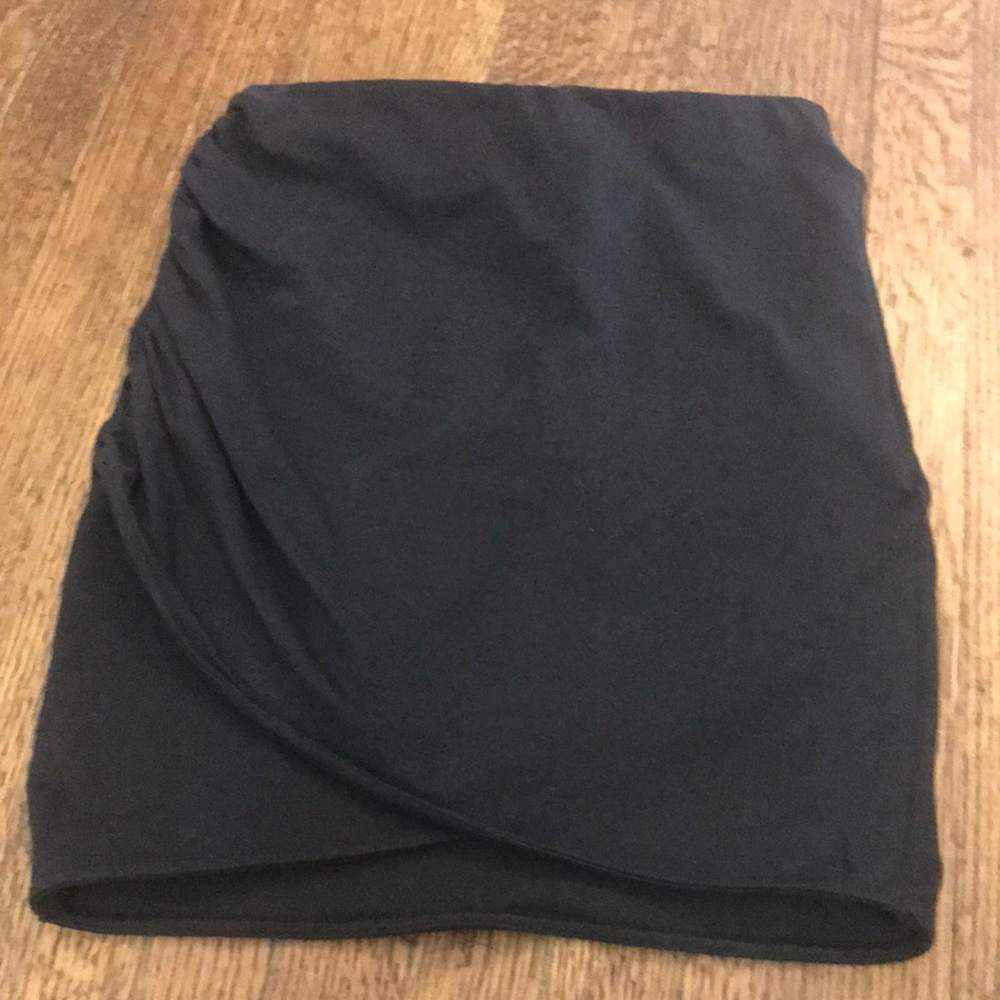 Women’s skirt - Picture 1 of 2